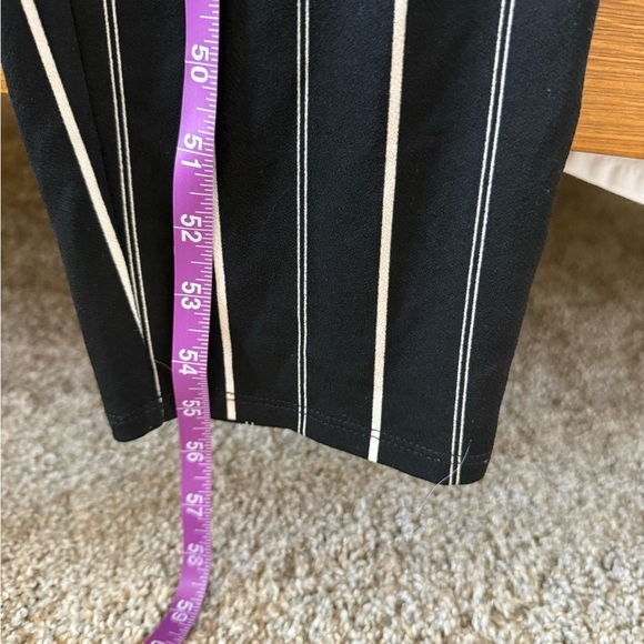 EXPRESS black white short sleeve jumpsuit with wide leg striped pants women's S - Picture 4 of 7